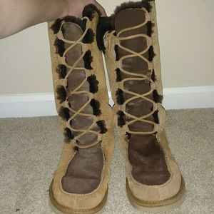 UGG lace-up, multi-colored boots!